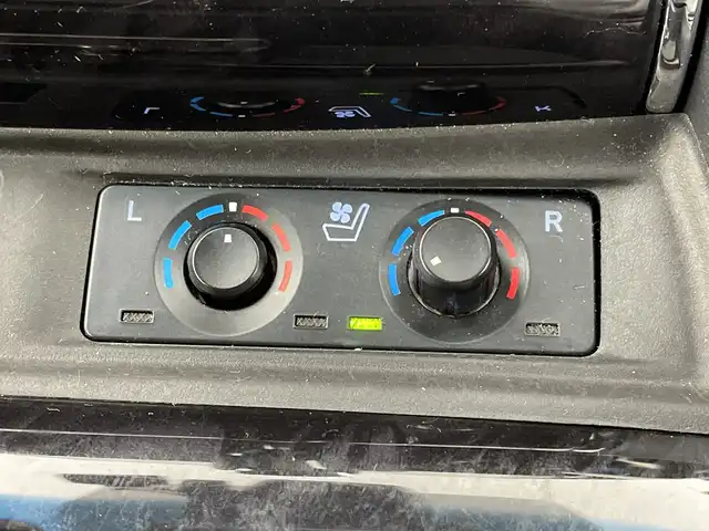 トヨタ ヴェルファイア Z Gエディション 三重県 2019(令1)年 4.5万km ブラック /禁煙車　//ツインサンルーフ　//１１型純正ナビ/CD・DVD・BT・MSV・HDMI・フルセグTV　//１２．１型純正フリップダウンモニター　//ＢＳＭ　//デジタルインナーミラー　//両側パワースライドドア　//ベンチレーションシート　//レザーシート　/パワーシート//ステアリングヒーター　//2.0ＥＴＣ//クリアランスソナー//100V電源//前後ドライブレコーダー//取説・保証書