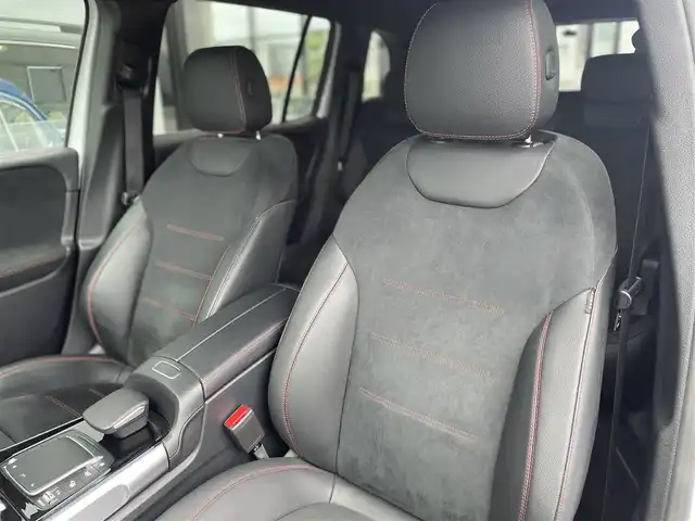 メルセデス・ベンツ Ｍ・ベンツ ＧＬＢ２００ｄ 4マチック AMGライン 千葉県 2021(令3)年 3.7万km デジタルホワイト ヘッドアップディスプレイ/ハーフレザー/純正HDDナビ/３６０°カメラ/地デジ/パワーバックドア/パワーシート/シートヒーター/純正１８インチAW