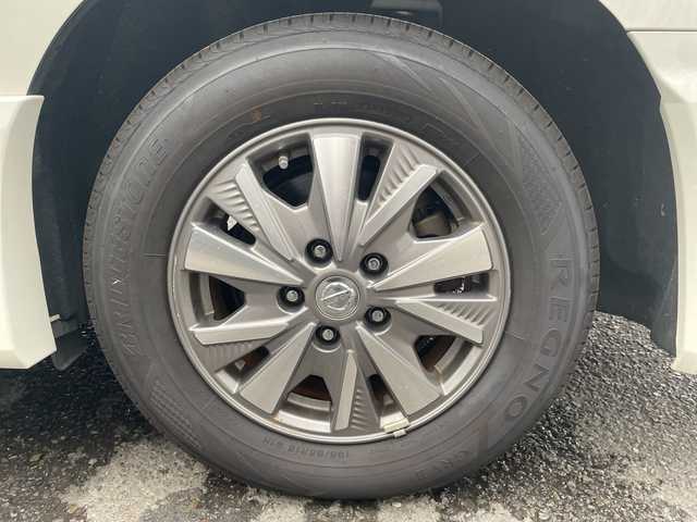 日産 セレナ e－パワー ハイウェイスター V 神奈川県 2019(平31)年 2.2万km ブリリアントホワイトパール 純正9インチナビ(DVD/CD/AM/FM/BT/SD)/アラウンドビューモニター/エマージェンシーブレーキ/プロパイロット/レーダークルーズコントロール/レーンキープアシスト/クリアランスソナー/ステアリングヒーター/インテリジェントルームミラー/電動パーキングブレーキ/純正前方ドライブレコーダー/両側パワースライドドア/ハンズフリースライドドア/ビルトインETC/LEDヘッドライト/フォグランプ/スマートキー　2本/純正フロアマット/純正ドアバイザー/保証書/取扱説明書