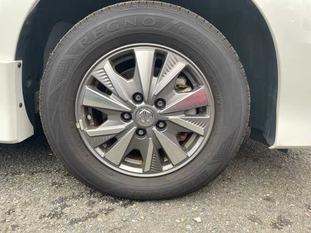 日産 セレナ e－パワー ハイウェイスター V 神奈川県 2019(平31)年 2.2万km ブリリアントホワイトパール 純正9インチナビ(DVD/CD/AM/FM/BT/SD)/アラウンドビューモニター/エマージェンシーブレーキ/プロパイロット/レーダークルーズコントロール/レーンキープアシスト/クリアランスソナー/ステアリングヒーター/インテリジェントルームミラー/電動パーキングブレーキ/純正前方ドライブレコーダー/両側パワースライドドア/ハンズフリースライドドア/ビルトインETC/LEDヘッドライト/フォグランプ/スマートキー　2本/純正フロアマット/純正ドアバイザー/保証書/取扱説明書