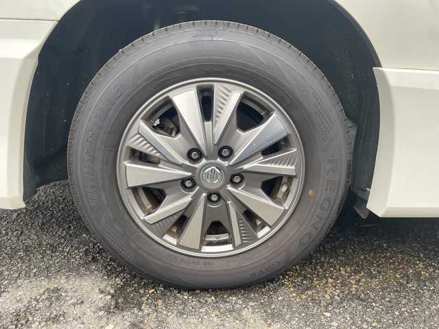 日産 セレナ e－パワー ハイウェイスター V 神奈川県 2019(平31)年 2.2万km ブリリアントホワイトパール 純正9インチナビ(DVD/CD/AM/FM/BT/SD)/アラウンドビューモニター/エマージェンシーブレーキ/プロパイロット/レーダークルーズコントロール/レーンキープアシスト/クリアランスソナー/ステアリングヒーター/インテリジェントルームミラー/電動パーキングブレーキ/純正前方ドライブレコーダー/両側パワースライドドア/ハンズフリースライドドア/ビルトインETC/LEDヘッドライト/フォグランプ/スマートキー　2本/純正フロアマット/純正ドアバイザー/保証書/取扱説明書