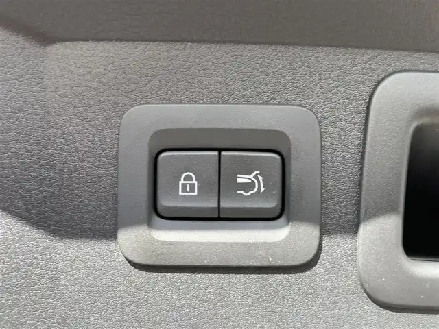 マツダ ＣＸ－６０ XD Lパッケージ 埼玉県 2023(令5)年 1.3万km プラチナクォーツメタリック 白革シート/シートヒーター/純正ナビTV/360度カメラ/LEDヘッドライト/パワーバックドア/クリアランスソナー/純正20インチアルミ/レーダークルーズコントロール/衝突軽減ブレーキ/Fドラレコ/プッシュスタート/スマートキー/保証書付整備手帳/取扱説明書