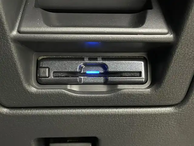 マツダ ＣＸ－６０ XD Lパッケージ 埼玉県 2023(令5)年 1.3万km プラチナクォーツメタリック 全方位 /白革/BSM/HUD/ワイヤレス充電 /ETC /全席シートヒーター /ステアリングヒーター /ドライブレコーダー /メモリー付パワーシート /電動リアゲート /純正フロアマット /100V電源 /衝突軽減