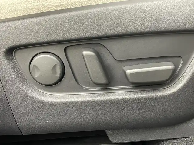 マツダ ＣＸ－６０ XD Lパッケージ 埼玉県 2023(令5)年 1.3万km プラチナクォーツメタリック 全方位 /白革/BSM/HUD/ワイヤレス充電 /ETC /全席シートヒーター /ステアリングヒーター /ドライブレコーダー /メモリー付パワーシート /電動リアゲート /純正フロアマット /100V電源 /衝突軽減