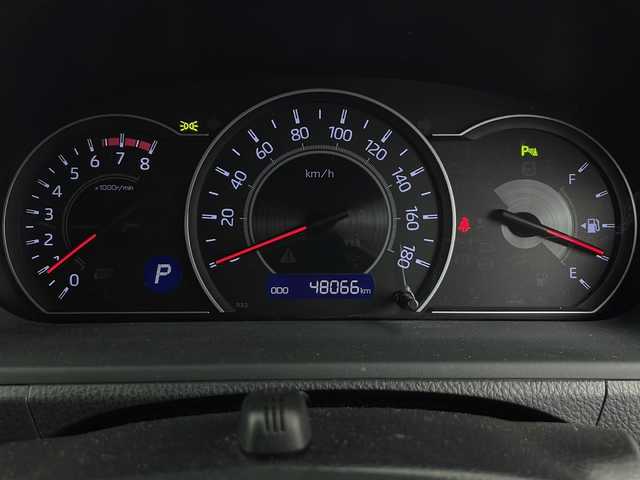 トヨタ ヴォクシー ZS 煌Ⅲ 秋田県 2021(令3)年 4.8万km ホワイトパールクリスタルシャイン 4WD/純正SDナビ　/両側パワースライドドア　/フリップダウンモニター　/フルセグTV/AM/FM/CD/バックカメラ　/衝突被害軽減ブレーキ　/クルーズコントロール　/レーンキープアシスト　/横滑り防止装置/前後コーナーセンサー/アイドリングストップ/ビルトインETC　/前後ドライブレコーダー　/LEDヘッドライト/オートマチックハイビーム/LEDフォグランプ/サイドバイザー/革巻きステアリング/純正アルミホイール/リアサンシェード