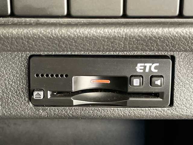 スズキ クロスビー HYBRID MZ 愛知県 2019(平31)年 4.6万km スーパーブラックパール 3トーンコーディネート スズキセーフティサポート/SDナビ SDカードなし/クルーズコントロール/シートヒーター/コーナーセンサー/純正アルミホイール/LEDヘッドライト/パドルシフト/オートマチックハイビーム/ドライブレコーダー/ETC/衝突軽減システム/フルセグ/CD DVD/Bluetooth/ステアリングスイッチ/スマートキー/プッシュスタート