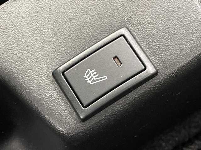 スズキ クロスビー HYBRID MZ 愛知県 2019(平31)年 4.6万km スーパーブラックパール 3トーンコーディネート スズキセーフティサポート/SDナビ SDカードなし/クルーズコントロール/シートヒーター/コーナーセンサー/純正アルミホイール/LEDヘッドライト/パドルシフト/オートマチックハイビーム/ドライブレコーダー/ETC/衝突軽減システム/フルセグ/CD DVD/Bluetooth/ステアリングスイッチ/スマートキー/プッシュスタート