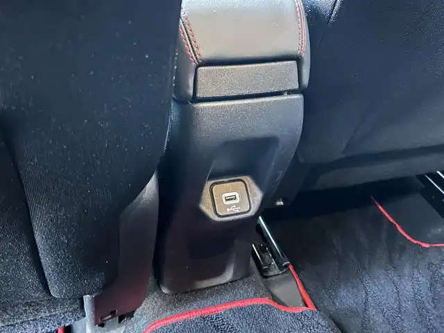 クライスラー・ジープ ジープ レネゲード トレイルホーク 茨城県 2019(令1)年 5.5万km 赤 純正ナビ /12セグ /CarPlay /BT /USB /レ-ンセンス /ブラインドスポットモニタ- /バックカメラ /パ-クセンサ- /LEDヘッドライト /オ-トライト /クル-ズコントロ-ル /ETC /純正17インチアルミホイ-ル /ドラレコ /ル-フレ-ル /禁煙車