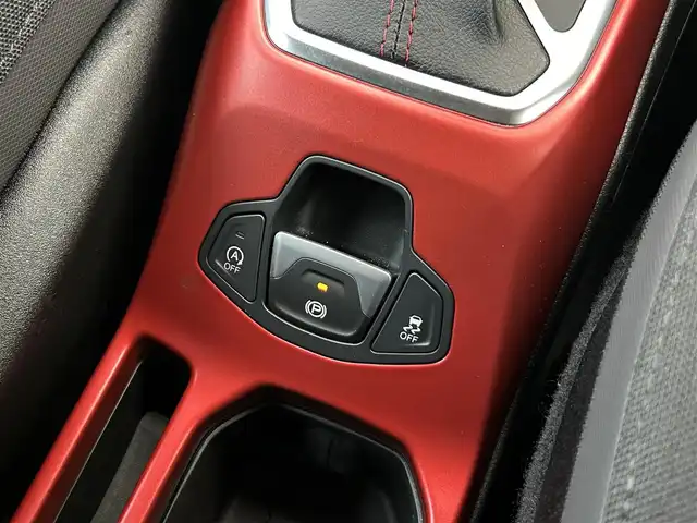 クライスラー・ジープ ジープ レネゲード トレイルホーク 茨城県 2019(令1)年 5.5万km 赤 純正ナビ /12セグ /CarPlay /BT /USB /レ-ンセンス /ブラインドスポットモニタ- /バックカメラ /パ-クセンサ- /LEDヘッドライト /オ-トライト /クル-ズコントロ-ル /ETC /純正17インチアルミホイ-ル /ドラレコ /ル-フレ-ル /禁煙車