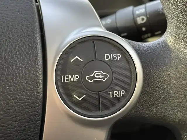 トヨタ アクア S 群馬県 2015(平27)年 3.1万km ディープアメジストマイカメタリック スマートエントリーパッケージ/純正SDナビ/CD・DVD・SD/Bluetooth・フルセグ/バックカメラ/ステアリングスイッチ/ビルトインETC/LEDヘッドライト/横滑り防止装置/アイドリングストップ/プッシュスタート/スマートキー