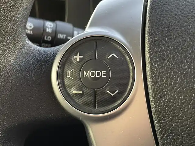 トヨタ アクア S 群馬県 2015(平27)年 3.1万km ディープアメジストマイカメタリック スマートエントリーパッケージ/純正SDナビ/CD・DVD・SD/Bluetooth・フルセグ/バックカメラ/ステアリングスイッチ/ビルトインETC/LEDヘッドライト/横滑り防止装置/アイドリングストップ/プッシュスタート/スマートキー