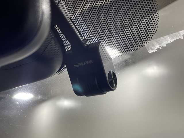 三菱 アウトランダー ＰＨＥＶ G Limited Edition 神奈川県 2019(平31)年 4.4万km シルキーホワイト 4WD/社外9インチcarrozzeriaナビ【AVIC-RF720】/Bluetooth・TV・USB・AM・FM・HDMI/バックカメラ/eアシスト/アダプティブクルーズコントロール/ETC2.0/前後ドライブレコーダー/フロアマット/ステアリングスイッチ/デジタルインナーミラー/電動パーキングブレーキ/ブレーキオートホールド/プッシュスタート/スマートキー/取扱説明書/保証書/ステアリングヒーター/AC1500W/LEDヘッドライト/オートマチックハイビーム/純正18インチアルミホイール/ドアバイザー/衝突被害軽減ブレーキ/車線逸脱警報