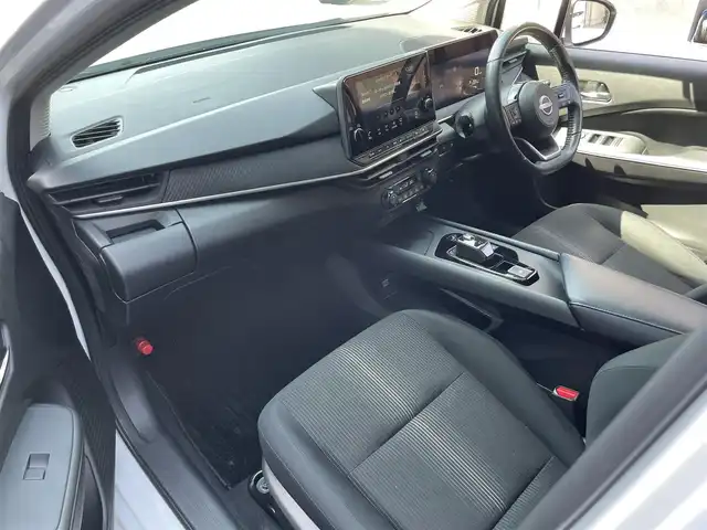 日産 ノート X 滋賀県 2021(令3)年 4.5万km ピュアホワイトパール 純正9インチナビ/【Bluetooth/Apple CarPlay/Android Auto/フルセグTV/USB】/アラウンドビューモニター/プロパイロット/ステアリングヒーター/シートヒーター/ETC2.0/クリアランスソナー/衝突軽減ブレーキ/電動パーキングブレーキ/デジタルインナーミラー/オートハイビーム/BSM/標識検知/レーンキープアシスト/置くだけ充電