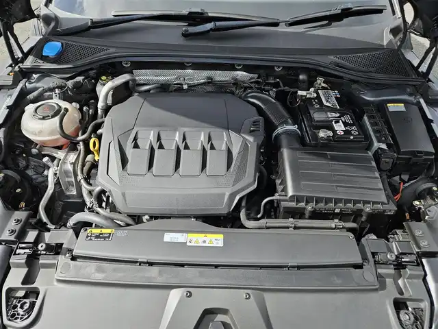 フォルクスワーゲン ＶＷ アルテオン TSI 4モーション エレガンス 愛知県 2021(令3)年 2.7万km 黒 電動パノラマスライディングルーフ/4WD/純正ナビ(Bluetooth/AM/FM)/パワーバックドア/アラウンドビューカメラ/ビルトインETC2.0/アダプティブクルーズコントロール/クリアランスソナー/ヘッドアップディスプレイ/レーンキープアシストシステム/レーンチェンジアシスト/リヤトラフィックアラート/ドライバー疲労検知システム/プリクラッシュブレーキシステム/横滑り防止装置/駐車支援システム/IC付ターボ/LEDヘッドランプ(AFS)/本革巻きステアリング/ステアリングヒーター/本革シート/全席シートヒーター/前席パワーシート/D席メモリーシート(マッサージ機能)/ハーマンカードンサウンドシステム/純正20インチアルミホイール/スマートキー/スマートエントリー/スタートシステム/禁煙車