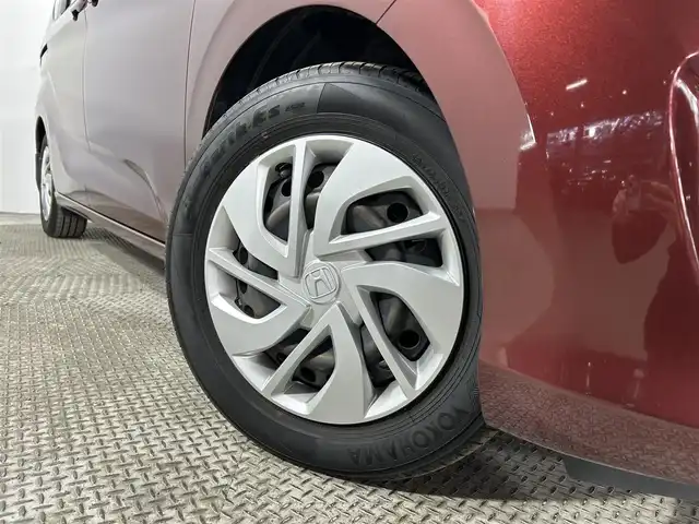 ホンダ フリード G ホンダセンシング 大阪府 2017(平29)年 2.4万km プレミアムディープロッソパール 社外ナビ(フルセグ/DVD再生/Bluetooth) バックカメラ ETC 両側パワースライドドア 衝突軽減 レーダークルコン レーンアシスト オートライト オートエアコン スマートキー