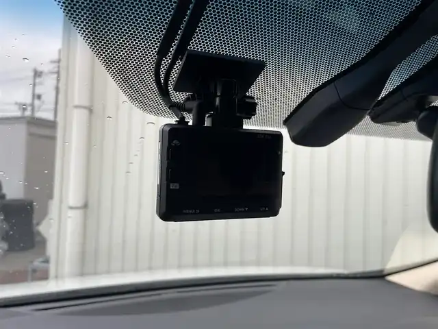 トヨタ ヴェルファイア V 富山県 2016(平28)年 4.9万km ホワイトパールクリスタルシャイン 〇純正10インチナビ/〇フルセグTV/〇バックカメラ/〇フリップダウンモニター/〇ビルトインETC/〇ドライブレコーダー/〇パワースライドドア（両側）/○コーナーセンサー/〇パワーバックドア/〇LEDヘッドランプ/〇オートライト/〇フォグランプ/〇純正17インチアルミ/〇ハーフレザーシート/〇パワーシート/〇革巻きステアリングホイール/〇前後左右独立オートエアコン/〇スマートエントリー/〇禁煙車