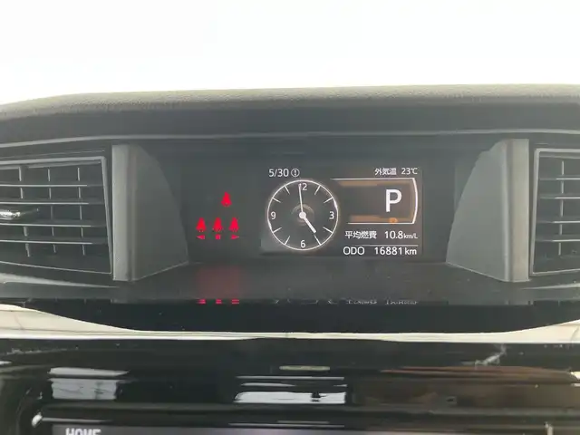 トヨタ ルーミー カスタムG 愛知県 2021(令3)年 1.7万km パールホワイトⅢ ・ワンオーナー/・純正SDメモリーナビ/・全方位カメラ/・フルセグTV/・CD/DVD再生/・ETC（新セキュリティ対応）/・ミュージックサーバー（SD録音）/・Bluetooth接続/・アダプティブクルーズコントロール/・両側パワースライドドア/・純正フロアマット/・ウォークスルー（1列目）/・純正14インチアルミホイール/・LEDヘッドライト/・コーナーセンサー/・横滑り防止装置/・衝突軽減ブレーキ/・電動パーキングブレーキ/・ブレーキホールド/・ドライブレコーダー（全方位）/・充電用USBポート（1個）/・ウェルカムパワースライドドア
