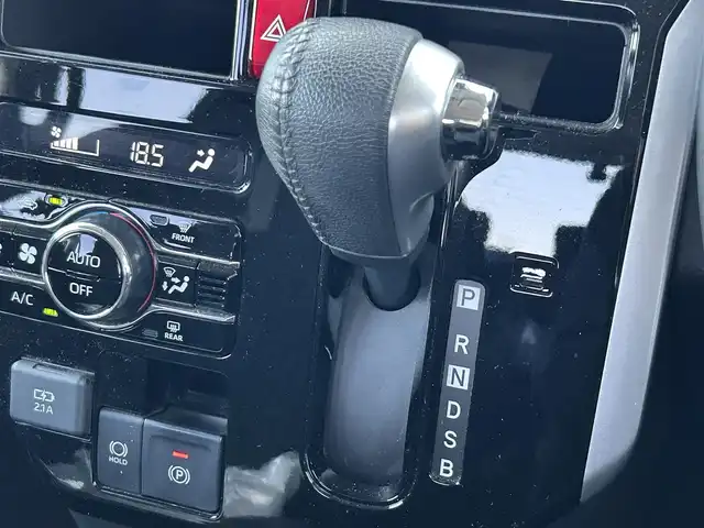 トヨタ ルーミー カスタムG 愛媛県 2021(令3)年 1.7万km パールホワイトⅢ 純正SDメモリーナビ/全方位カメラ/フルセグTV/CD/DVD再生/ETC/ミュージックサーバー（SD録音）/Bluetooth接続/アダプティブクルーズコントロール/両側パワースライドドア/純正フロアマット/純正14インチアルミホイール/LEDヘッドライト/コーナーセンサー/横滑り防止装置/衝突軽減ブレーキ/電動パーキングブレーキ/ブレーキホールド/ドライブレコーダー/充電用USBポート