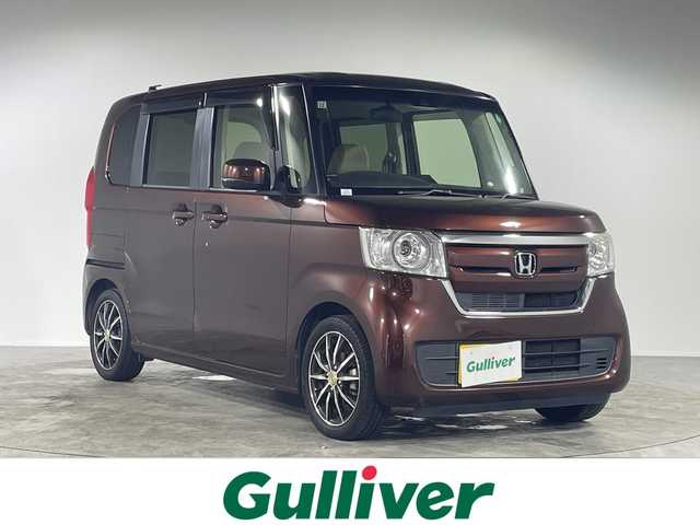 ホンダ Ｎ ＢＯＸ G L ターボ ホンダセンシング 福岡県 2017(平29)年 6.2万km プレミアムアガットブラウンP 社外メモリナビ/・CD/DVD/BT/フルセグTV/・バックモニター/ホンダセンシング/両側パワースライドドア/パドルシフト/ステアリングリモコン/ETC/LEDヘッドライト/・オートライト/スマートキー/・プッシュスタート/社外15インチアルミホイール/純正フロアマット/純正ドアバイザー
