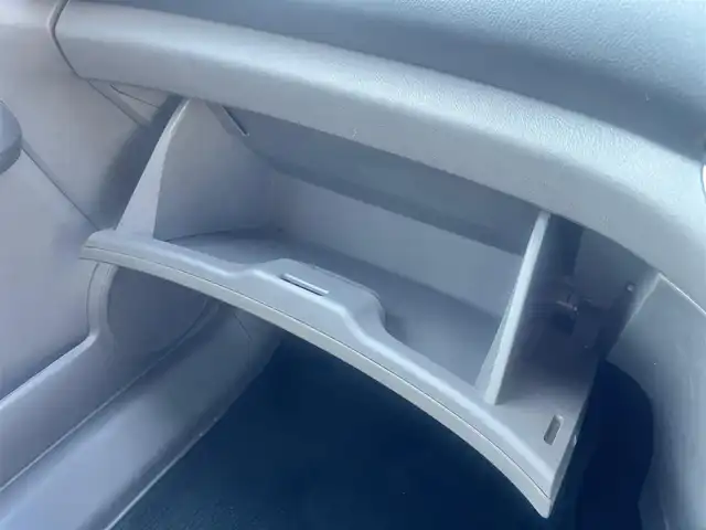 ホンダ ストリーム X HDDナビパッケージ 島根県 2010(平22)年 14万km プレミアムホワイトパール 純正ナビ　/地デジ/ＤＶＤ再生/ＡＭ／ＦＭラジオ/バックカメラ/純正キセノンヘッドライト/純正フロアマット/ステアリングオーディオスイッチ　
