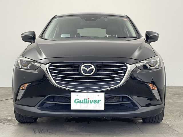 マツダ ＣＸ－３ 20S プロアクティブ 兵庫県 2018(平30)年 5万km ジェットブラックマイカ ・純正ナビ/Bluetooth/CD/DVD/TV/・バックカメラ/・ETC/・前方ドライブレコーダー/・前後コーナーセンサー/・ヘッドアップディスプレイ/・ハーフレザーシート/・メモリシート（D席）/・パワーシート（D席）/・シートヒーター（D席＋N席）/・革巻きステアリング/・ステアリングリモコン/・ステアリングヒーター/・パドルシフト/・MTモード付AT/・横滑り防止装置/・盗難防止装置/・衝突被害軽減システム/・レーンキープアシスト/・ブラインドスポットモニター/・アイドリングストップ/・LEDオートライト/・オートマチックハイビーム/・純正18インチアルミホイール/・電動格納ミラー
