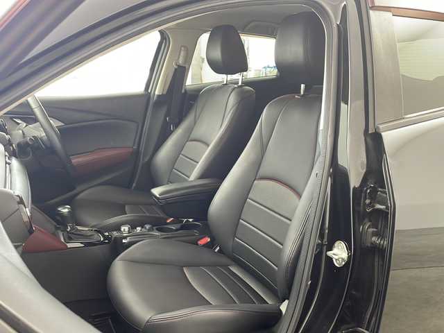 マツダ ＣＸ－３ 20S プロアクティブ 兵庫県 2018(平30)年 5万km ジェットブラックマイカ ・純正ナビ/Bluetooth/CD/DVD/TV/・バックカメラ/・ETC/・前方ドライブレコーダー/・前後コーナーセンサー/・ヘッドアップディスプレイ/・ハーフレザーシート/・メモリシート（D席）/・パワーシート（D席）/・シートヒーター（D席＋N席）/・革巻きステアリング/・ステアリングリモコン/・ステアリングヒーター/・パドルシフト/・MTモード付AT/・横滑り防止装置/・盗難防止装置/・衝突被害軽減システム/・レーンキープアシスト/・ブラインドスポットモニター/・アイドリングストップ/・LEDオートライト/・オートマチックハイビーム/・純正18インチアルミホイール/・電動格納ミラー