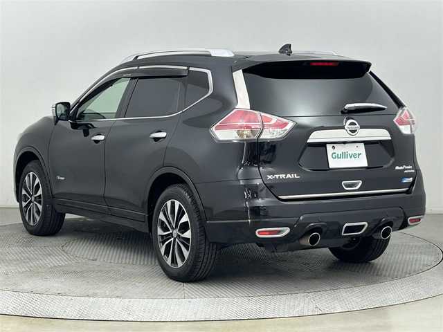 日産 エクストレイル ハイブリッド モード・プレミア エマージェンシーB 道央・札幌 2016(平28)年 5.5万km ダイヤモンドブラック ・４WD/・寒冷地仕様/・純正９インチナビゲーション/　ＣＤ/ＤＶＤ/フルセグ/ＳＤ/ＡＵＸ/ＵＳＢ/・ビルトインETC/・純正ドライブレコーダー前方録画/・バックカメラ/・パワーバックドア/・レーンキープアシスト/・エマージェンシーブレーキ/・横滑り防止装置/・前後コーナーセンサー/・モードプレミア ホワイト/ブラックコンビレザーシート/・前席シートヒーター/・AUTECHアルミホイール18インチ/・LEDヘッドライト/・フォグランプ/・プッシュスタート/・スマートキー/・ルーフレール/・ヒルディセントコントロール/・オートライト/・ステアリングリモコン/・ドアバイザー/・電動格納ウィンカーミラー