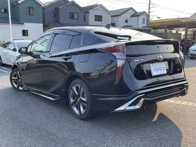 トヨタ プリウス S ツーリングセレクション 愛知県 2016(平28)年 15万km アティチュードブラックマイカ (株)IDOMが運営する【じしゃロン名古屋鳴海店】の自社ローン専用車両になりますこちらは現金またはオートローンご利用時の価格です。自社ローンご希望の方は別途その旨お申付け下さい/スマートキー/ドライブレコーダー/シートヒーター/モデリスタエアロ/ETC/LEDライト