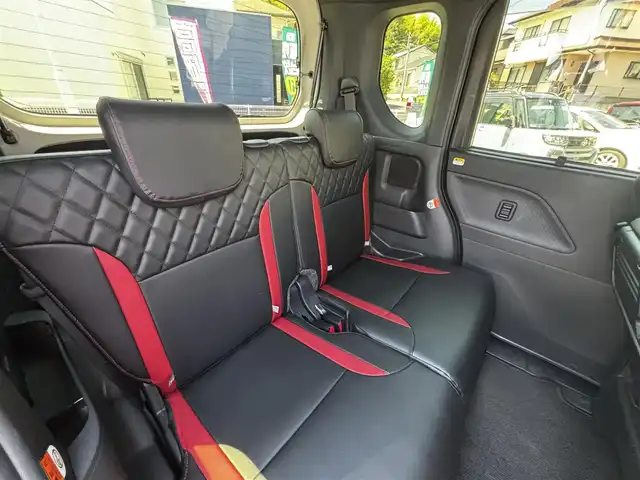 ダイハツ タント カスタム X 熊本県 2022(令4)年 3.5万km ブラックマイカメタリック ワンオーナー/ディスプレイオーディオ/【フルセグTV/Bluetooth/Applecarplay】/アラウンドビューモニター/両側パワースライドドア/衝突軽減防止装置/コーナーセンサー/レーンキープアシスト/ブレーキホールド/シートヒーター/プッシュスタート/スマートキー/ウィンカーミラー/オートLEDライト/オートハイビーム/ETC/ドライブレコーダー/純正14インチAW/純正フロアマット/純正ドアバイザー/ABS/盗難防止装置/保証書/取扱説明書/スペアキー
