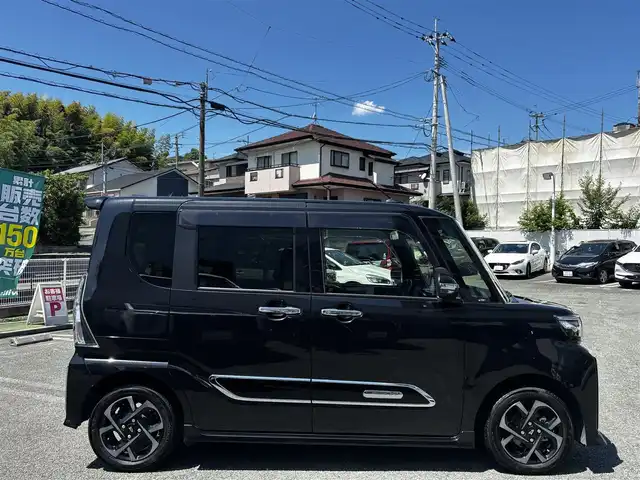 ダイハツ タント カスタム X 熊本県 2022(令4)年 3.5万km ブラックマイカメタリック ワンオーナー/ディスプレイオーディオ/【フルセグTV/Bluetooth/Applecarplay】/アラウンドビューモニター/両側パワースライドドア/衝突軽減防止装置/コーナーセンサー/レーンキープアシスト/ブレーキホールド/シートヒーター/プッシュスタート/スマートキー/ウィンカーミラー/オートLEDライト/オートハイビーム/ETC/ドライブレコーダー/純正14インチAW/純正フロアマット/純正ドアバイザー/ABS/盗難防止装置/保証書/取扱説明書/スペアキー