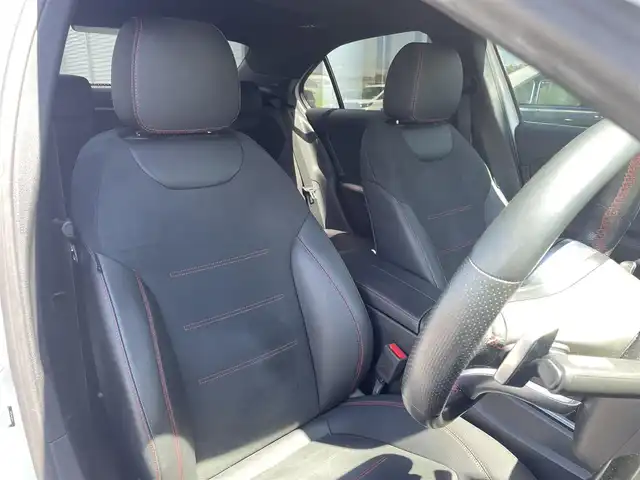 メルセデス・ベンツ Ａ１８０ セダン スタイル AMGライン 千葉県 2020(令2)年 3.4万km デジタルホワイト パノラミックスライディングルーフ/ハーフレザーシート/パワーシート/シートヒーター/純正HＤＤナビ/バックカメラ/地デジ/ワイヤレス充電/純正１８インチＡＷ/ＬＥＤライト/パークトロニック/純正ドライブレコーダー