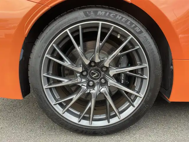 レクサス ＲＣ Ｆ 愛知県 2015(平27)年 5.8万km オレンジⅡ メーカーナビ　/Ｂカメラ　/ＣＤ／ＤＶＤ　/ＢＴ　/ＤＴＶ　/衝突軽減ブレーキ　/本革シート　/シートヒーター＆クーラー　/ブラインドスポットモニター　/レーダークルーズコントロール　/社外マフラー　/ＥＴＣ/クリアランスソナー/プッシュスタート/オートライト/社外ＦＲドライブレコーダー/ステアリングスイッチ