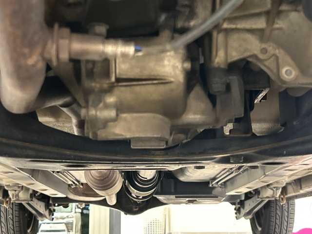 スズキ アルト VP 埼玉県 2005(平17)年 10.4万km スペリアホワイト ポータブルナビ/　　ワンセグTV