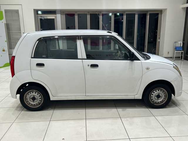 スズキ アルト VP 埼玉県 2005(平17)年 10.4万km スペリアホワイト ポータブルナビ/　　ワンセグTV