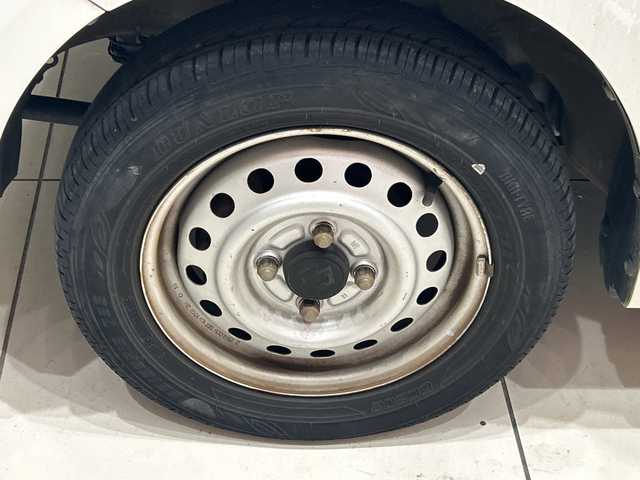 スズキ アルト VP 埼玉県 2005(平17)年 10.4万km スペリアホワイト ポータブルナビ/　　ワンセグTV