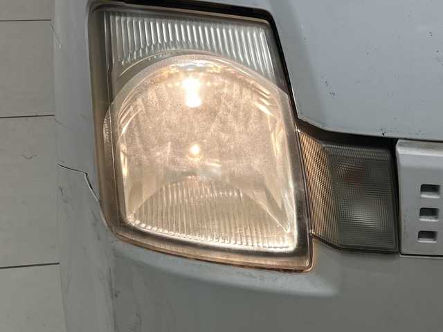 スズキ アルト VP 埼玉県 2005(平17)年 10.4万km スペリアホワイト ポータブルナビ/　　ワンセグTV