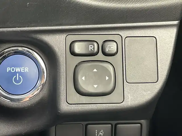 トヨタ アクア S スタイルブラック 神奈川県 2016(平28)年 2万km ブラックマイカ 禁煙車/ワンオーナー/純正7インチナビ/（CD/DVD/Bluetooth/フルセグTV/SD)/バックカメラ/トヨタセーフティセンス/・プリクラッシュセーフティ/・オートマチックハイビーム/・レーンディパーチャーアラート/ETC/モデリスタ製15インチアルミホイール/スマートキー/プッシュスタート/フロアマット/横滑り防止装置/オートエアコン