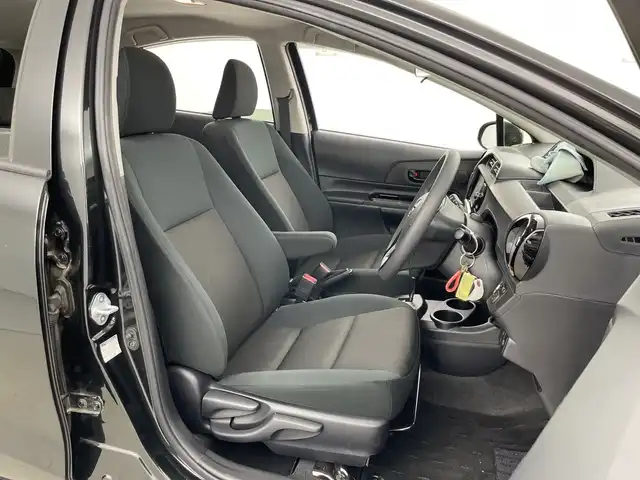 トヨタ アクア S スタイルブラック 神奈川県 2016(平28)年 2万km ブラックマイカ 禁煙車/ワンオーナー/純正7インチナビ/（CD/DVD/Bluetooth/フルセグTV/SD)/バックカメラ/トヨタセーフティセンス/・プリクラッシュセーフティ/・オートマチックハイビーム/・レーンディパーチャーアラート/ETC/モデリスタ製15インチアルミホイール/スマートキー/プッシュスタート/フロアマット/横滑り防止装置/オートエアコン