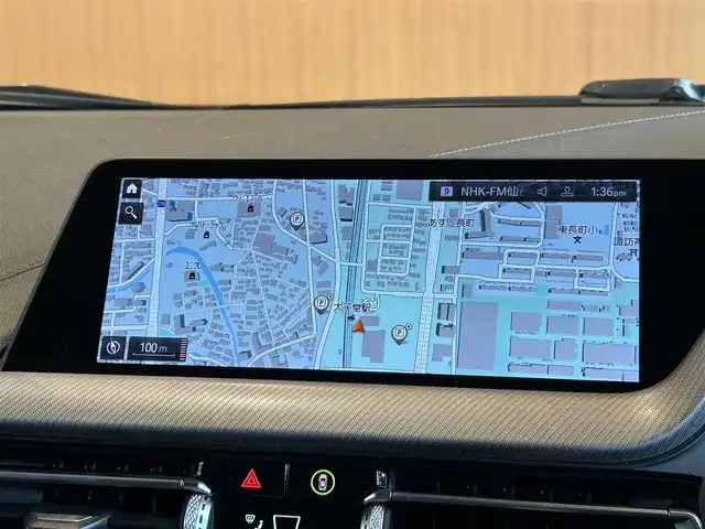 ＢＭＷ １１８ｄ Mスポーツ EDジョイ+ 宮城県 2020(令2)年 2.7万km サファイアブラックP iDriveナビゲーションパッケージ/　・BMWライブ・コックピット/（10.25インチ マルチ・ディスプレイ・メーター・パネル、/10.25インチ ワイド・コントロール・ディスプレイ〔タッチ・パネル機能付〕、/HDDナビゲーション・システム〔VICS 3メディア対応〕）/　・BMWインテリジェント・パーソナル・アシスタント（AI音声会話システム）/　・ITSスポット対応DSRC車載器（ルーム・ミラー内蔵、ETC機能付）/コンフォートパッケージ/　・オートマチック・テールゲート・オペレーション（オープン／クローズ）/　・ACC／アクティブ・クルーズ・コントロール（ストップ&ゴー機能付）/ストレージパッケージ/　・ストレージ・コンパートメント・パッケージ/（シートバック収納、Type-C対応USBソケット、照明付リング）/　・ラゲージ・コンパートメント・パッケージ、/アディショナル・ラゲージ・コンパートメント・ライト/　・ラゲージ・コンパートメント・ネット/ハイラインパッケージ/　・電動フロント・シート（運転席&助手席、運転席メモリー機能付）/　・フロント・シート・ヒーティング/　・パーフォレーテッド・ダコタ・レザー・シート