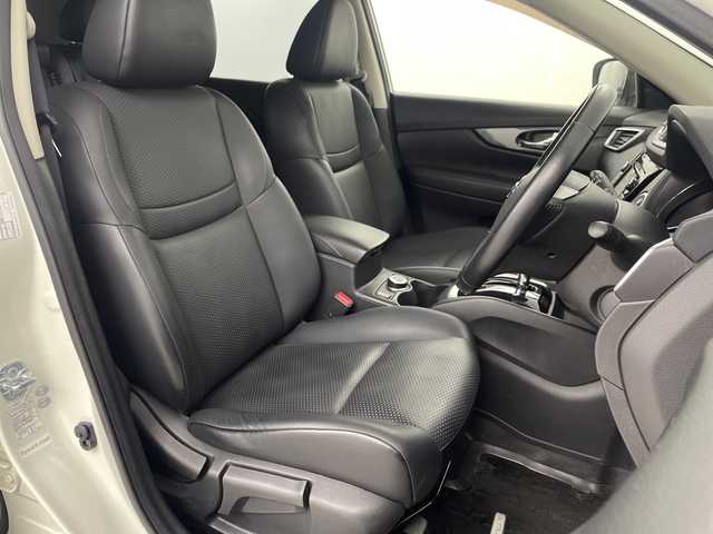 日産 エクストレイル 20X エマージェンシーブレーキ 埼玉県 2015(平27)年 3万km ナイトベールパープル 純正ナビ/全方位カメラ/ビルトインＥＴＣ　/コーナーセンサー　/レーンキープアシスト　/ブラインドスポットモニター/純正フロアマット　/革巻きハンドル　/ウインカーミラー　/ドアバイザー　/フォグランプ　/プッシュスタート　/スマートキー