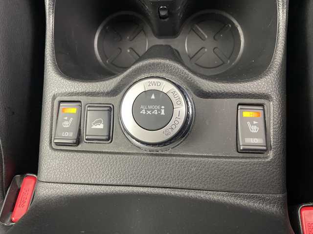 日産 エクストレイル 20X エマージェンシーブレーキ 埼玉県 2015(平27)年 3万km ナイトベールパープル 純正ナビ/全方位カメラ/ビルトインＥＴＣ　/コーナーセンサー　/レーンキープアシスト　/ブラインドスポットモニター/純正フロアマット　/革巻きハンドル　/ウインカーミラー　/ドアバイザー　/フォグランプ　/プッシュスタート　/スマートキー