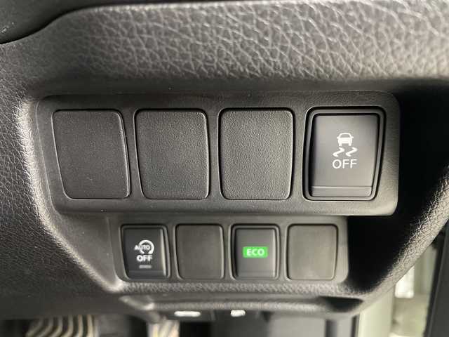 日産 エクストレイル 20X エマージェンシーブレーキ 埼玉県 2015(平27)年 3万km ナイトベールパープル 純正ナビ/全方位カメラ/ビルトインＥＴＣ　/コーナーセンサー　/レーンキープアシスト　/ブラインドスポットモニター/純正フロアマット　/革巻きハンドル　/ウインカーミラー　/ドアバイザー　/フォグランプ　/プッシュスタート　/スマートキー