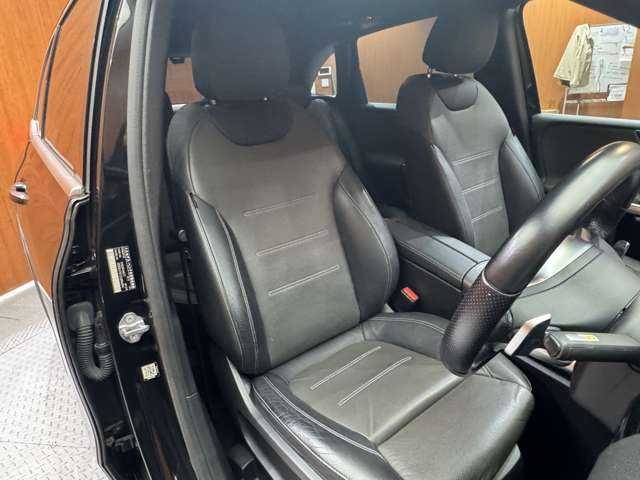 メルセデス・ベンツ Ｂ２００ｄ AMGライン 千葉県 2019(令1)年 4.9万km コスモスブラック ワンオーナー　/レザーエクスクルーシブＰＫＧ　/アドバンスドＰＫＧ　/サンルーフ　/レーダーセーフティＰＫＧ　/ナビＰＫＧ　/コンビレザーシート　/パワーシート　/シートヒーター　/ＨＵＤ　/３６０°カメラ