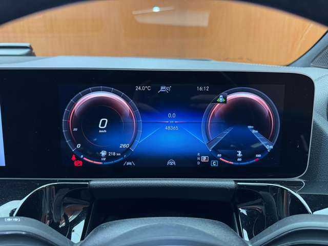 メルセデス・ベンツ Ｂ２００ｄ AMGライン 千葉県 2019(令1)年 4.9万km コスモスブラック ワンオーナー　/レザーエクスクルーシブＰＫＧ　/アドバンスドＰＫＧ　/サンルーフ　/レーダーセーフティＰＫＧ　/ナビＰＫＧ　/コンビレザーシート　/パワーシート　/シートヒーター　/ＨＵＤ　/３６０°カメラ