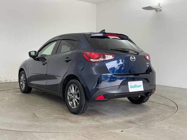 マツダ デミオ 13S ツーリング 兵庫県 2017(平29)年 3万km ディープクリスタルブルーマイカ ・マツダスピードエアロ（フロント）/・スマートシティブレーキサポート/・純正マツダコネクトナビ/BT/USB/・バックカメラ/・ETC/・ブラインドスポットモニター/・ヘッドアップディスプレイ/・横滑り防止装置/・アイドリングストップ/・スマートキー/・プッシュスタート/・スペアキー/・純正15インチアルミホイール/・フロアマット/・W＋サイドエアバック/・カーテンエアバック/・ステアリングリモコン/・LEDライト/・オートライト/・フォグランプ