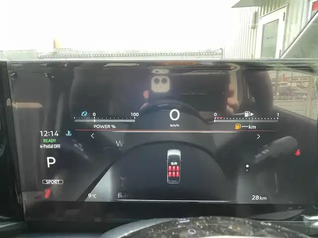 日産 セレナ e－パワー ハイウェイスター V 滋賀県 2025(令7)年 0.1千km ダイヤモンドブラック 純正12.3インチメーカーナビ/プロパイロット/アラウンドビューモニター/両側パワースライドドア/フリップダウンモニター/クルーズコントロール/ETC2.0/デジタルインナーミラー/ステアリングスイッチ/ステアリングヒーター/シートヒーターD/N/タイプＣ　/ＵＳＢ/オートエアコン/オートライト/オートハイビーム/ハンズフリーフォン/電動格納ミラー/電子パーキング/ブレーキホールド/後席エアコン/フロントフォグ/スマートキー/プッシュスタート