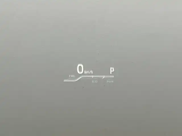 トヨタ カローラツーリング ハイブリッド ダブルバイビー 埼玉県 2020(令2)年 3.4万km ホワイトパールクリスタルシャイン 純正９インチディスプレイオーディオ　バックカメラ　ＢＳＭ　ＨＵＤ　ビルトインＥＴＣ　ドライブレコーダー　セーフティセンス　レーダークルーズコントロール　シートヒーター　ＡＣ１００Ｖ　オートハイビーム