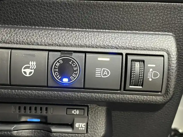 トヨタ カローラツーリング ハイブリッド ダブルバイビー 埼玉県 2020(令2)年 3.4万km ホワイトパールクリスタルシャイン 純正９インチディスプレイオーディオ　バックカメラ　ＢＳＭ　ＨＵＤ　ビルトインＥＴＣ　ドライブレコーダー　セーフティセンス　レーダークルーズコントロール　シートヒーター　ＡＣ１００Ｖ　オートハイビーム