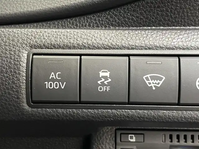 トヨタ カローラツーリング ハイブリッド ダブルバイビー 埼玉県 2020(令2)年 3.4万km ホワイトパールクリスタルシャイン 純正９インチディスプレイオーディオ　バックカメラ　ＢＳＭ　ＨＵＤ　ビルトインＥＴＣ　ドライブレコーダー　セーフティセンス　レーダークルーズコントロール　シートヒーター　ＡＣ１００Ｖ　オートハイビーム