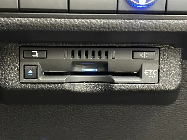 トヨタ カローラツーリング ハイブリッド ダブルバイビー 埼玉県 2020(令2)年 3.4万km ホワイトパールクリスタルシャイン 純正９インチディスプレイオーディオ　バックカメラ　ＢＳＭ　ＨＵＤ　ビルトインＥＴＣ　ドライブレコーダー　セーフティセンス　レーダークルーズコントロール　シートヒーター　ＡＣ１００Ｖ　オートハイビーム